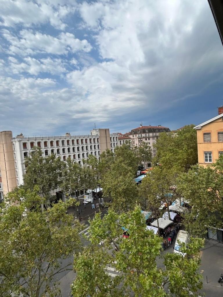 Hotel De La Croix-Rousse Lyon Exterior foto